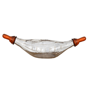 Sredi 19. stoletja so s steklenicami prišle v uporabo tudi prve čiste otroške stekleničke za hranjenje dojenčkov.